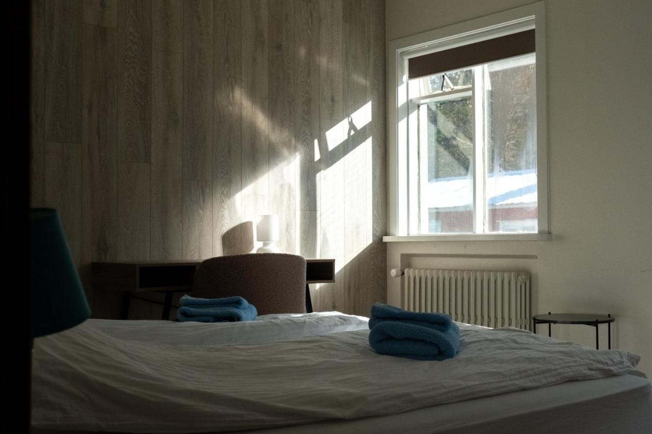 The Guesthouse By The Fjord Thingeyri Buitenkant foto