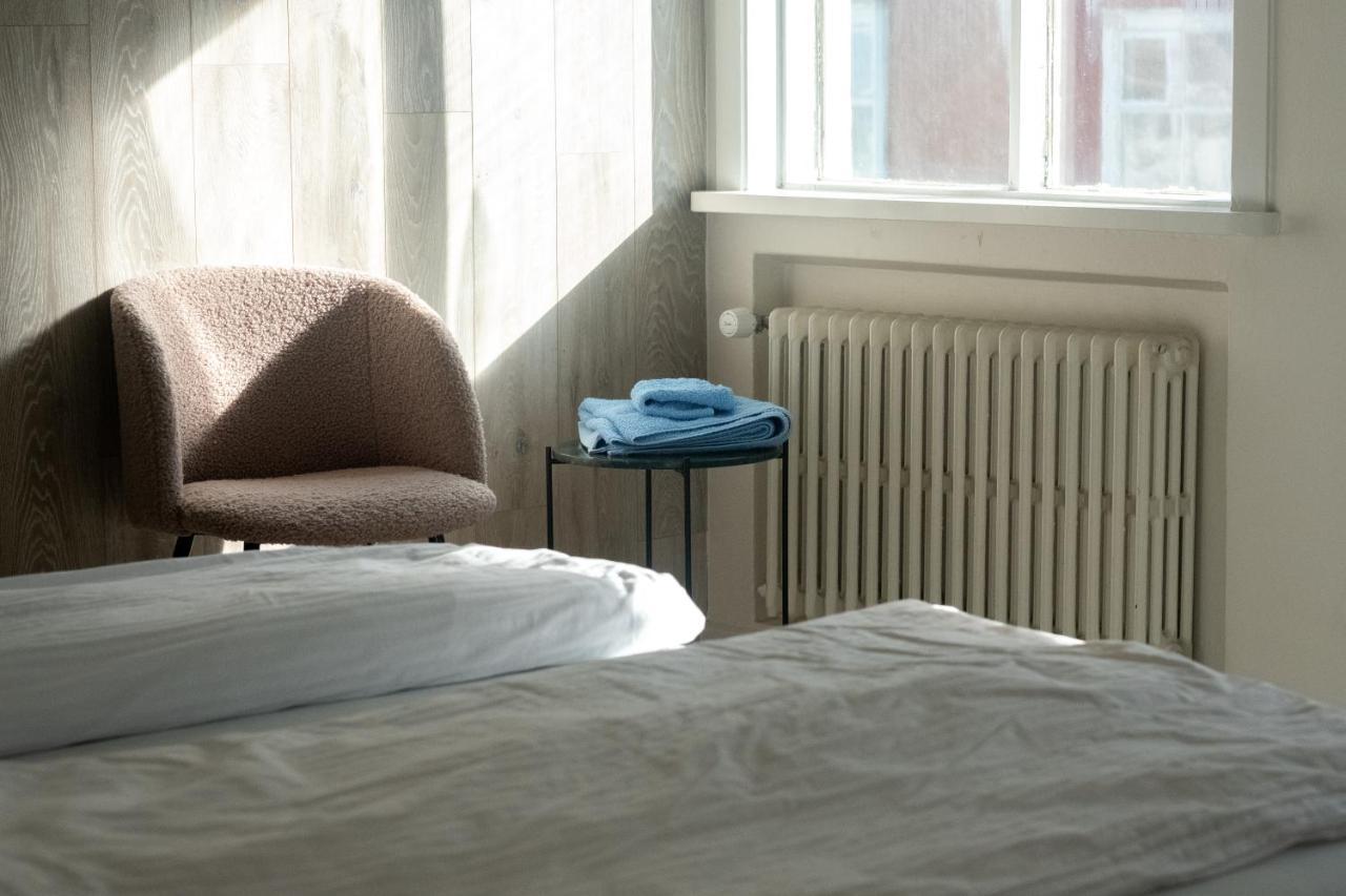 The Guesthouse By The Fjord Thingeyri Buitenkant foto